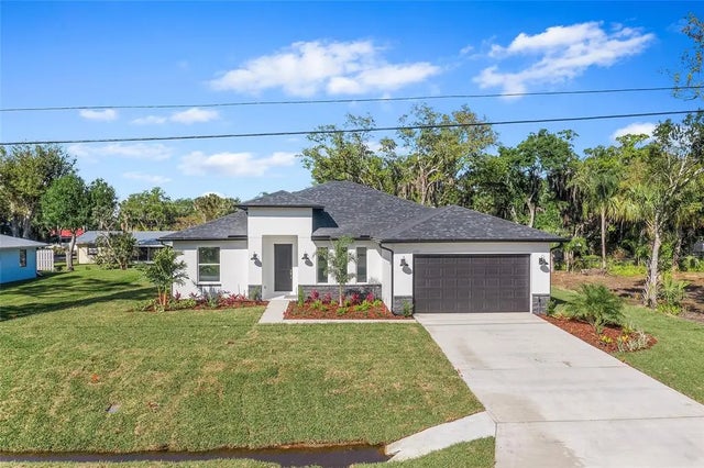 304 N Jungle Road, GENEVA