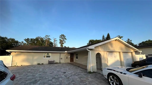 6711 Webb Road, TAMPA