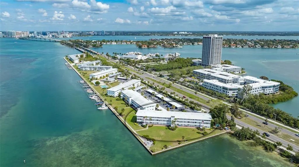 761 John Ringling Boulevard 5, SARASOTA