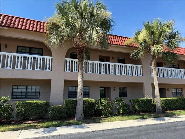 1750 Belleair Forest Drive A13, BELLEAIR