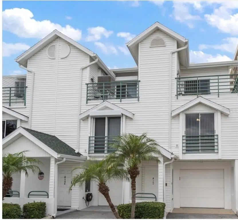 320 Island Way 105, CLEARWATER BEACH