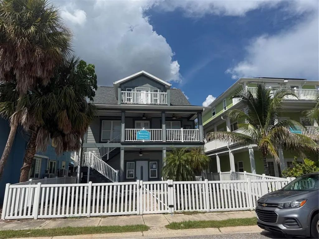 5433 Essex Avenue S, GULFPORT