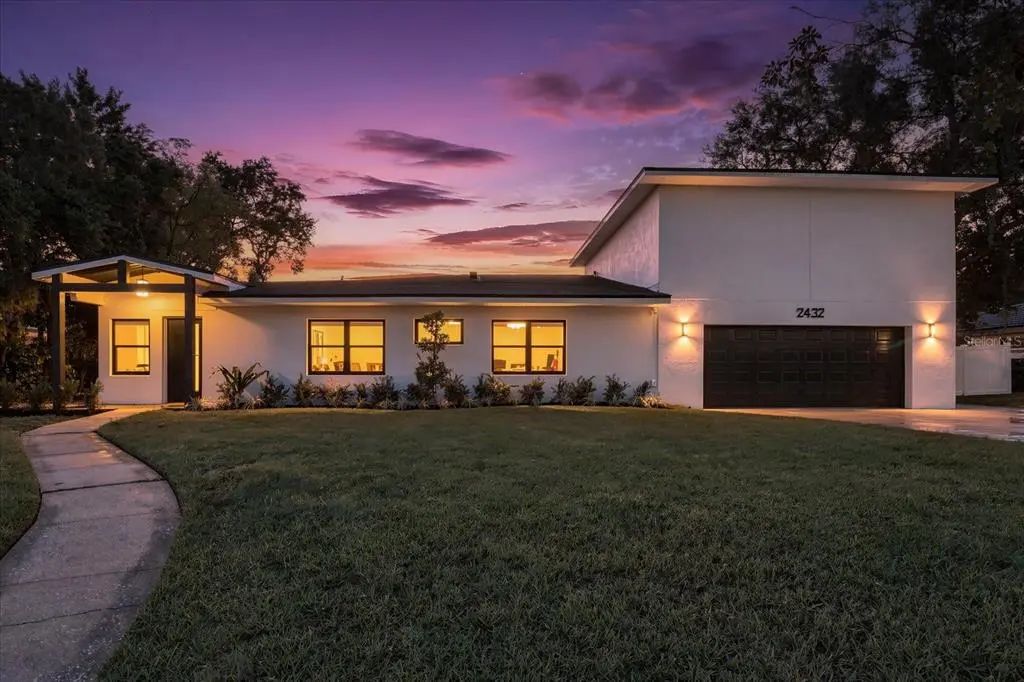 2432 Indian Avenue, BELLEAIR BLUFFS