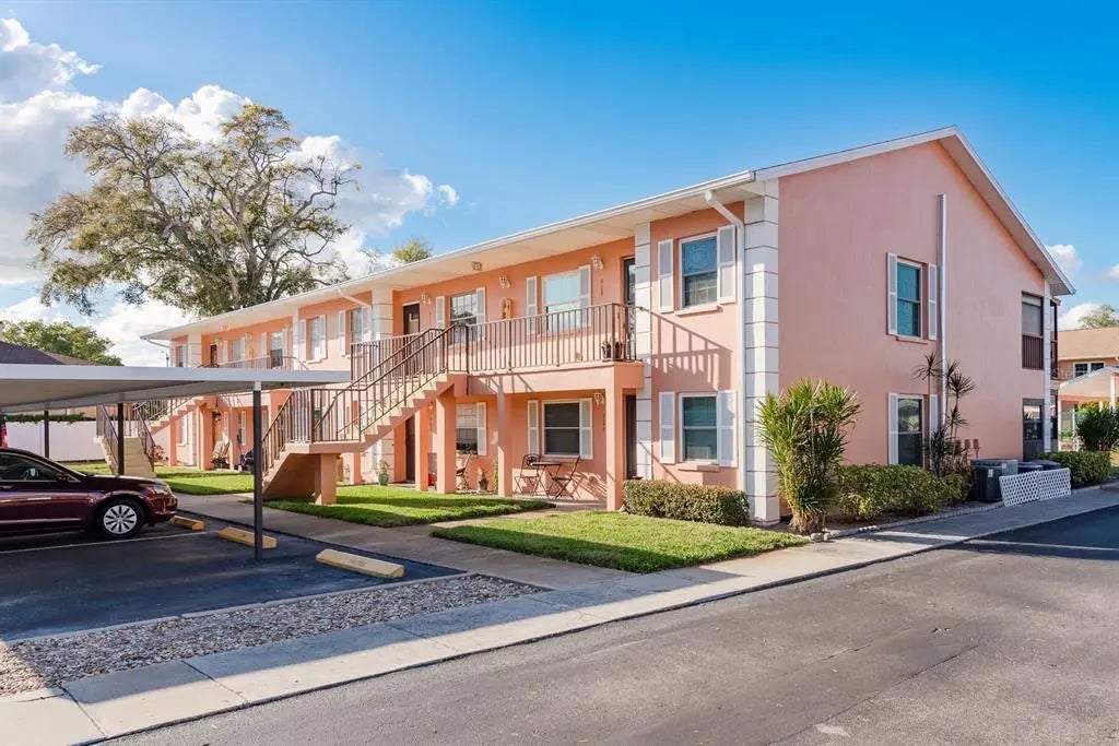 2250 Druid Road E 905, CLEARWATER