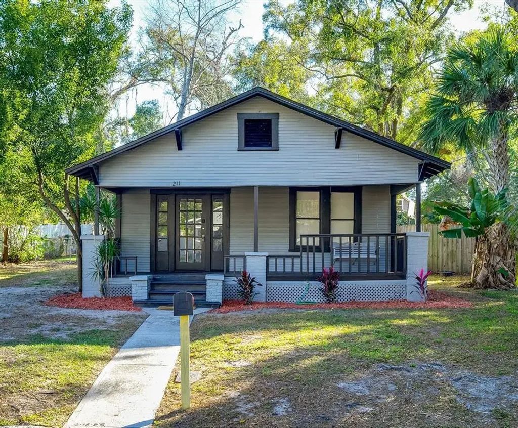 211 E Cluster Avenue, TAMPA