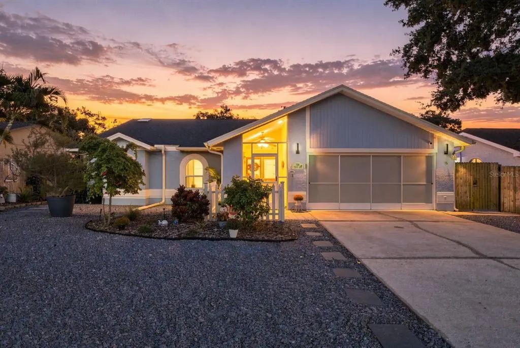 726 Crystal Drive, PALM HARBOR