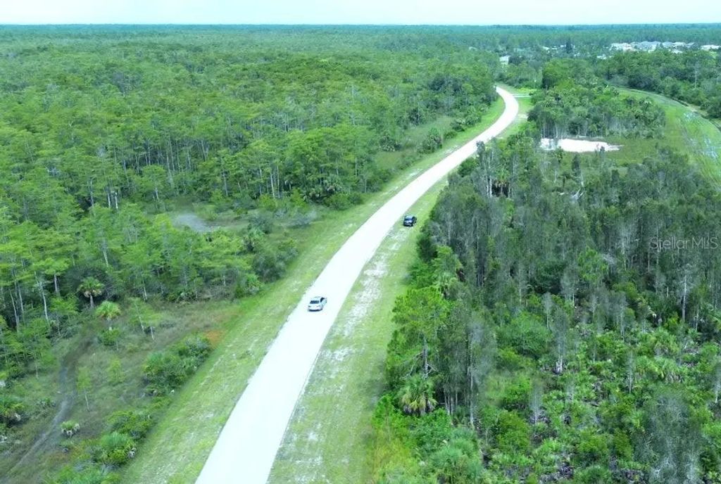 483 Greenbriar Boulevard, LEHIGH ACRES
