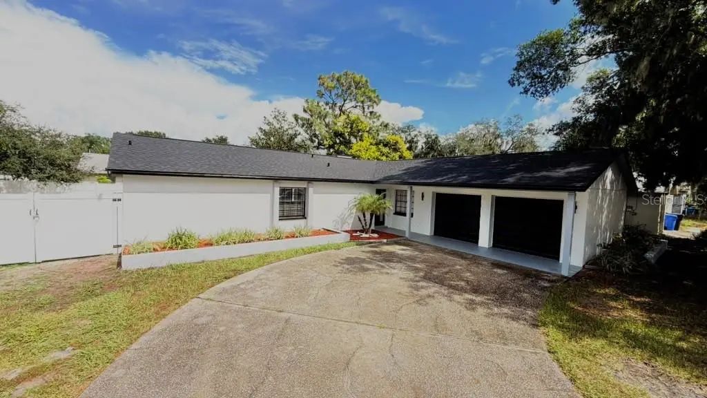 524 Wynnwood Drive, BRANDON