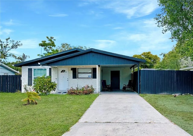 2606 E 97th Avenue, TAMPA
