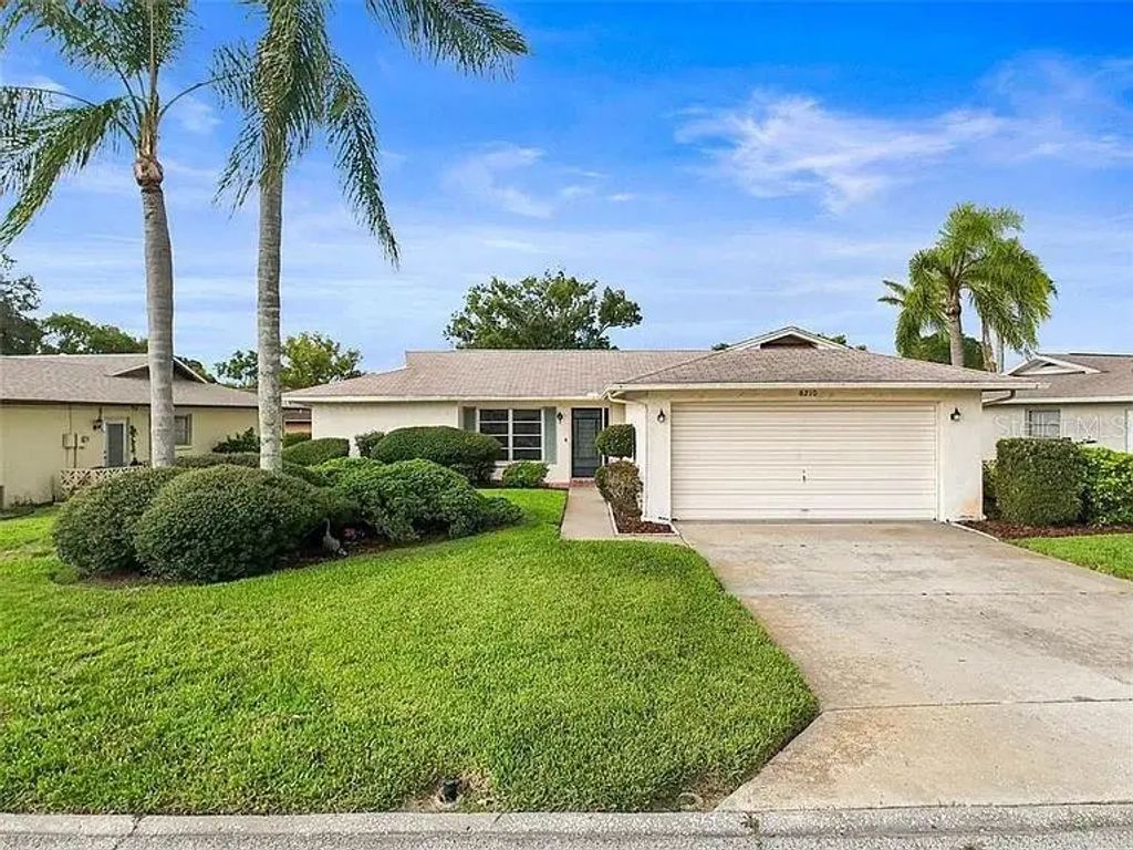8210 Lora Del Rio Drive, PORT RICHEY
