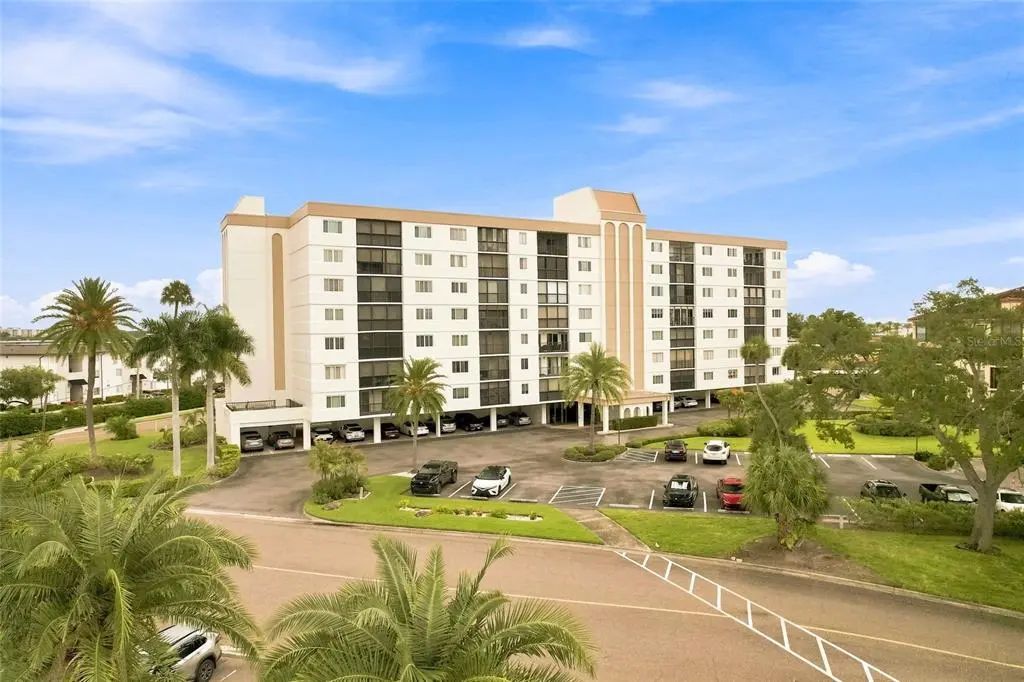 19029 N Us Highway 19 9-704, CLEARWATER
