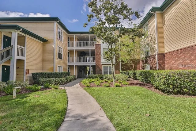 4107 Chatham Oak Court 326, TAMPA