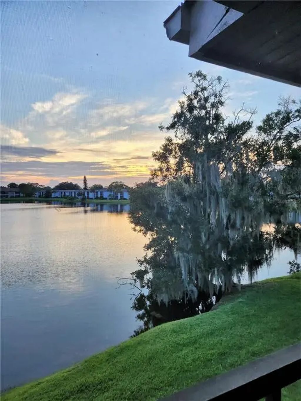 270 Woodlake Wynde, OLDSMAR