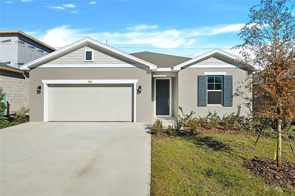 1741 Carnelian Street, DELAND