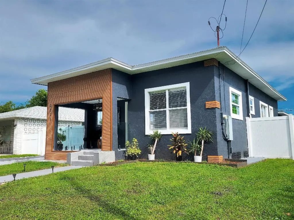 2711 W Cordelia Street, TAMPA