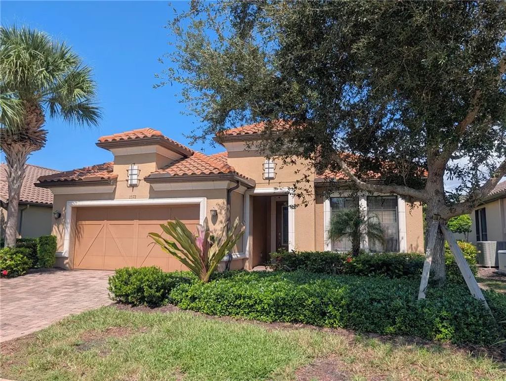 2372 Vaccaro Drive, SARASOTA