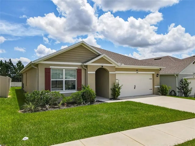 1248 Sugarwood Street, DAVENPORT