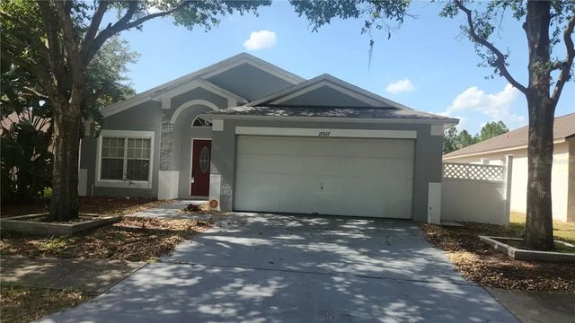 17517 Silver Creek Court, CLERMONT