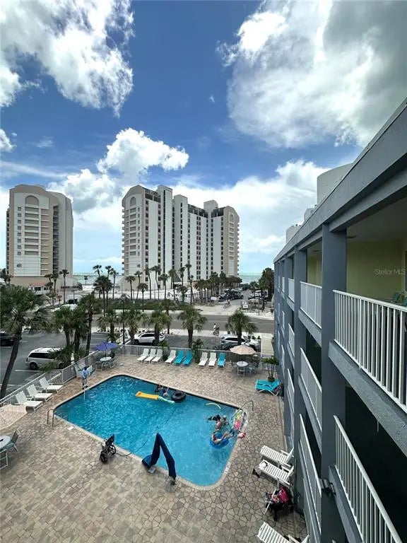 445 S Gulfview Boulevard 421, CLEARWATER BEACH