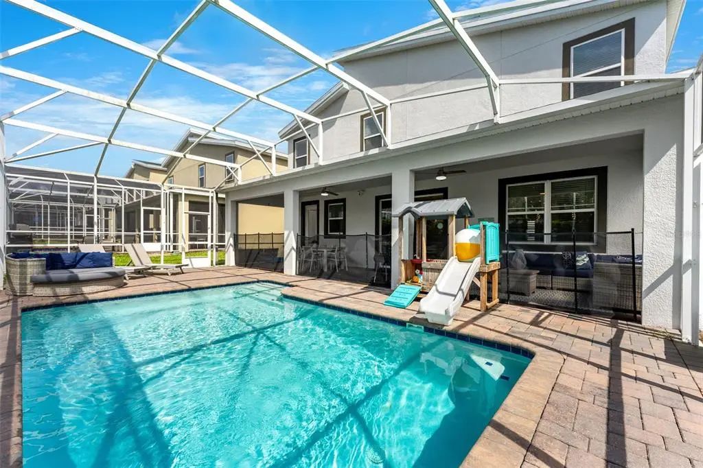 9032 Sommerset Hills Drive, DAVENPORT