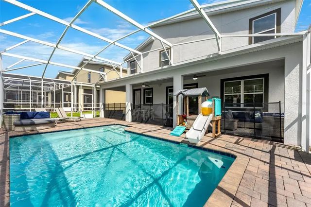 9032 Sommerset Hills Drive, DAVENPORT
