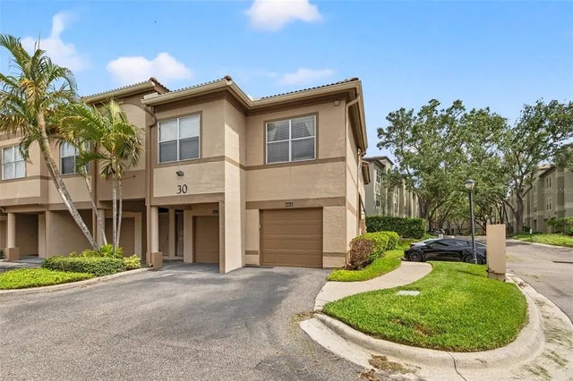 664 Arbor Lake Lane, TAMPA