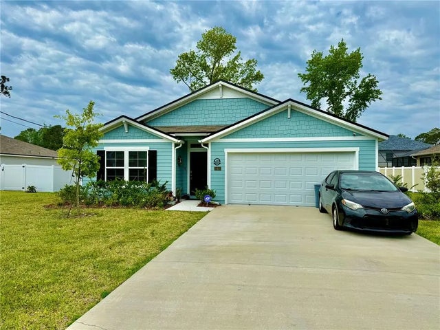 6 Pinetree Drive, PALM COAST