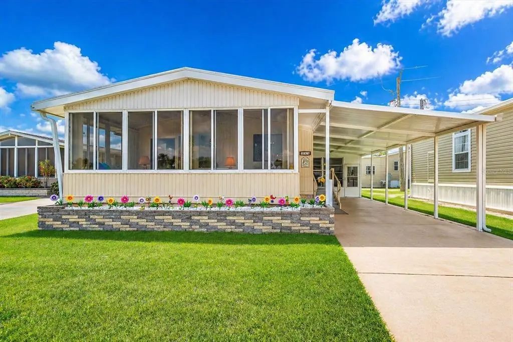 132 Lakeview Drive 132, PALMETTO