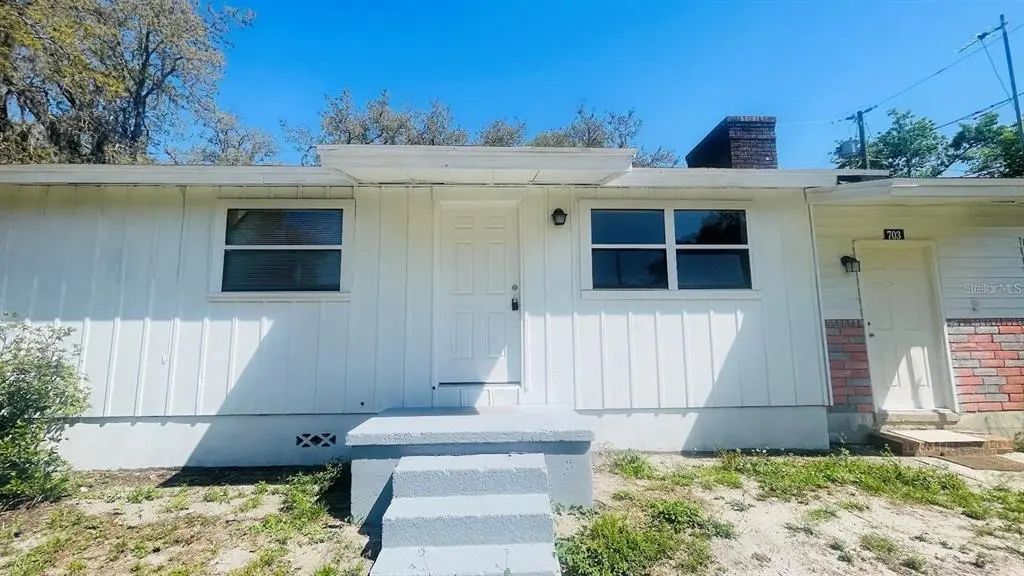 703 Gotts Road, DAVENPORT