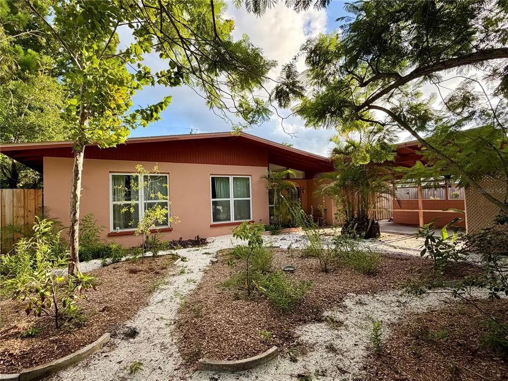 2843 Bay Street, SARASOTA