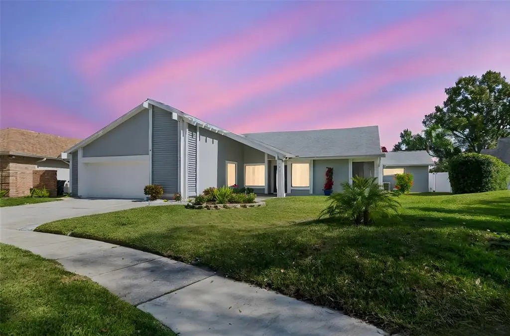 14603 Village Glen Circle, TAMPA