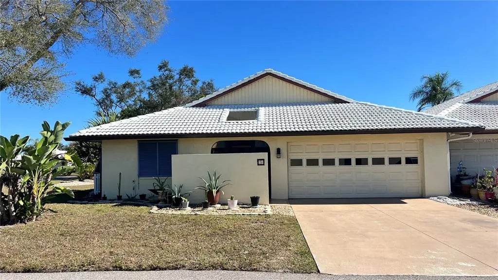 Photo of Listing #A4655536