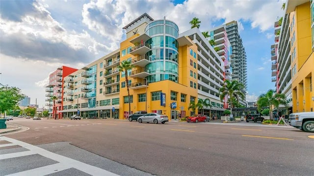 1120 E Kennedy Boulevard 315, TAMPA