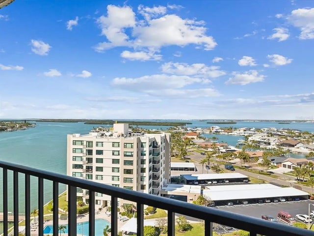 736 Island Way 1101, CLEARWATER BEACH