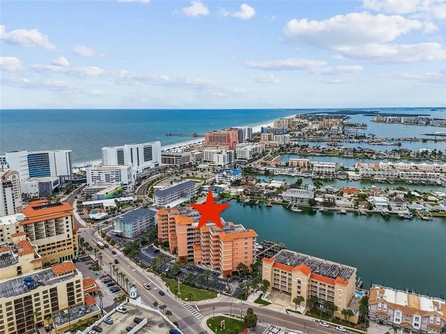 530 S Gulfview Boulevard 304, CLEARWATER BEACH