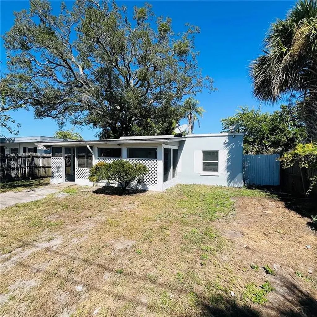 920 E Seneca Avenue, TAMPA