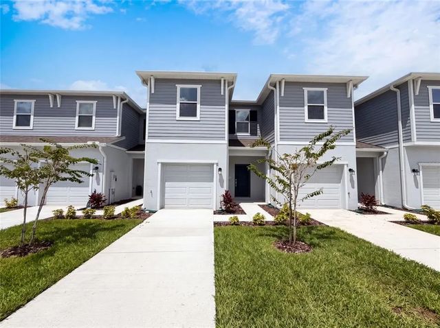 3110 Kurtz Terrace, DAVENPORT