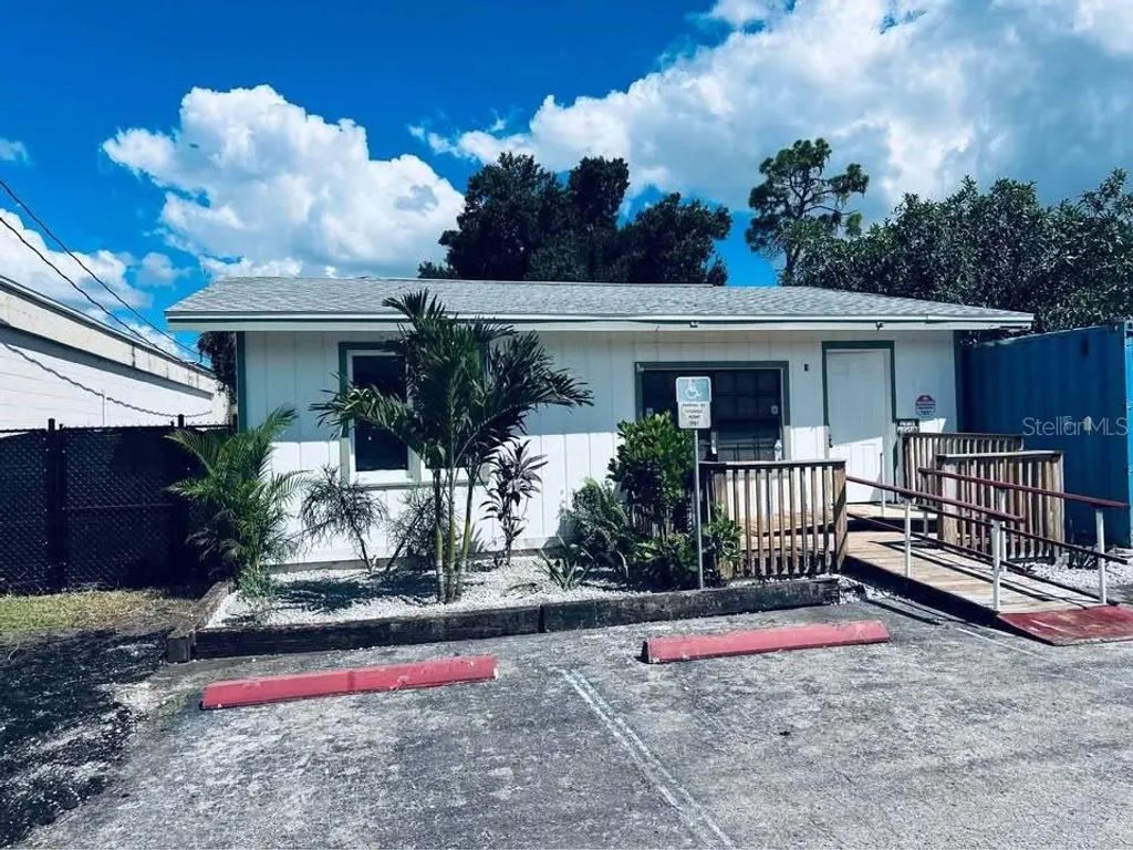 1254 Piney Road, NORTH FORT MYERS