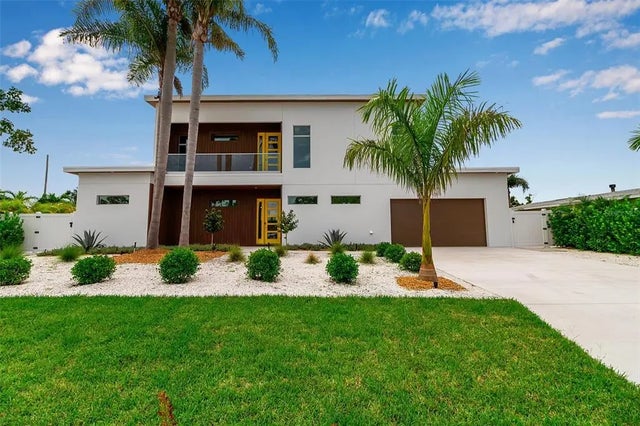 2532 Fruit Tree Drive, SARASOTA