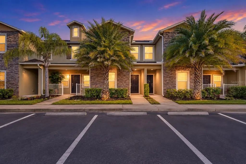 31147 Claridge Place, WESLEY CHAPEL