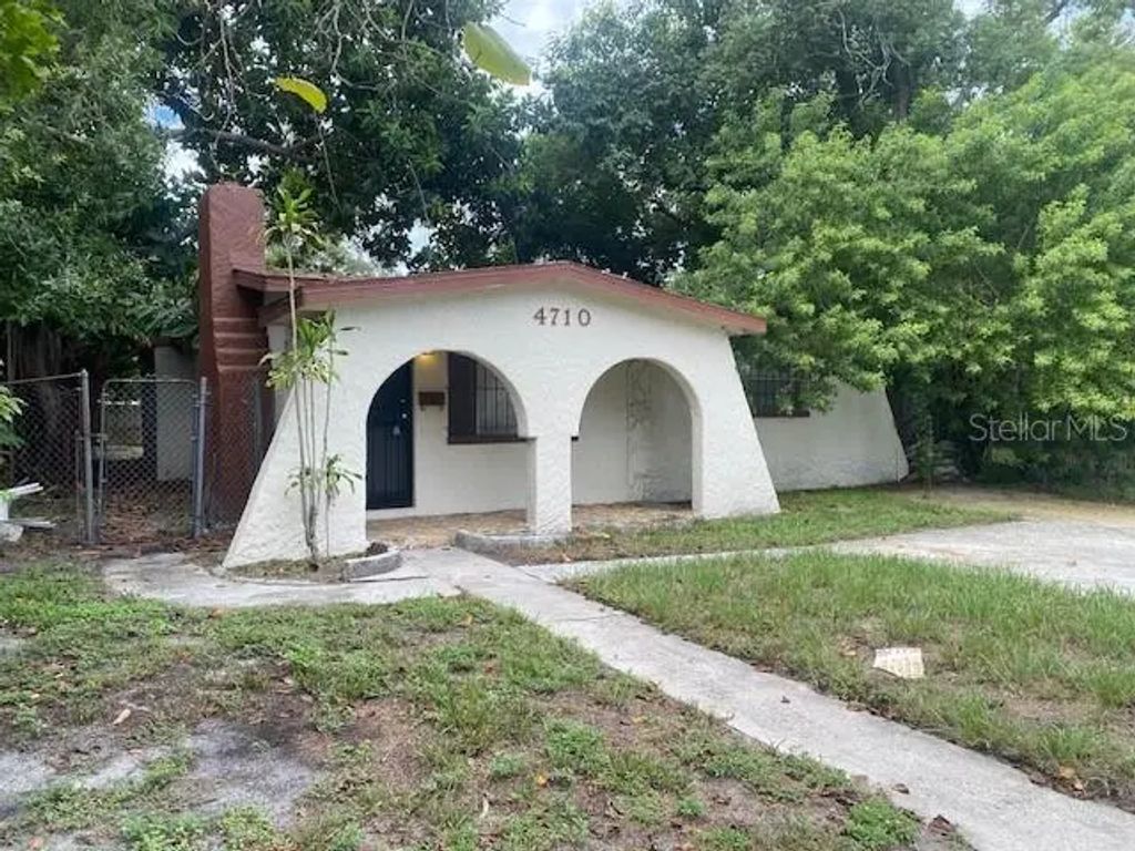 4710 13th Avenue S, ST PETERSBURG