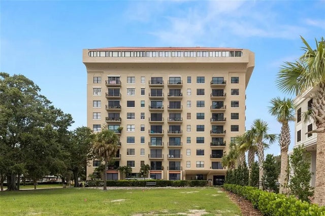 2109 Bayshore Boulevard 210, TAMPA