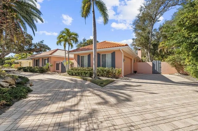 4939 Peregrine Point Way, SARASOTA