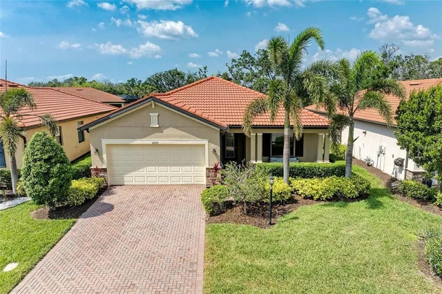10015 Marbella Drive, BRADENTON