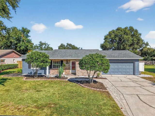 145 Essex Drive, LONGWOOD