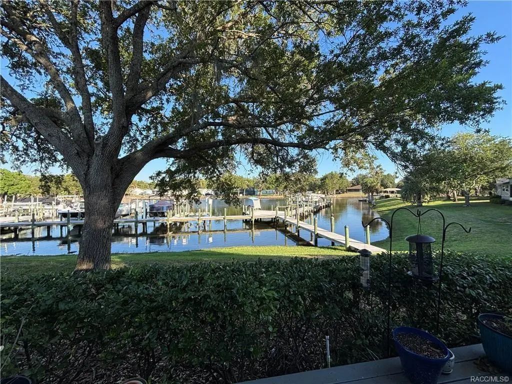 11014 W Cove Harbor Drive, Crystal River