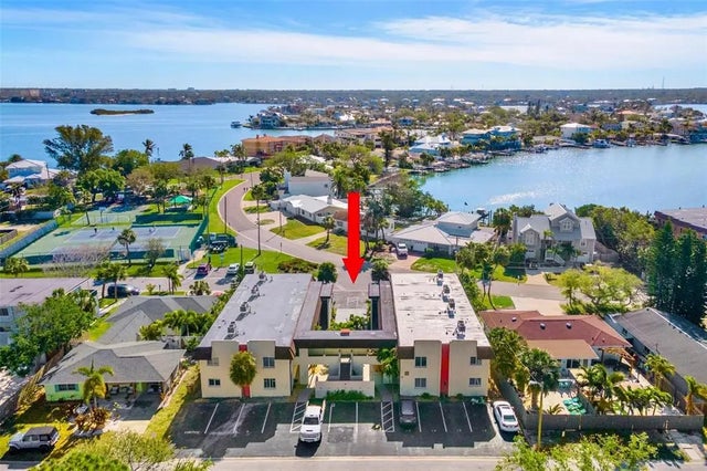 2704 2nd Street 2, INDIAN ROCKS BEACH