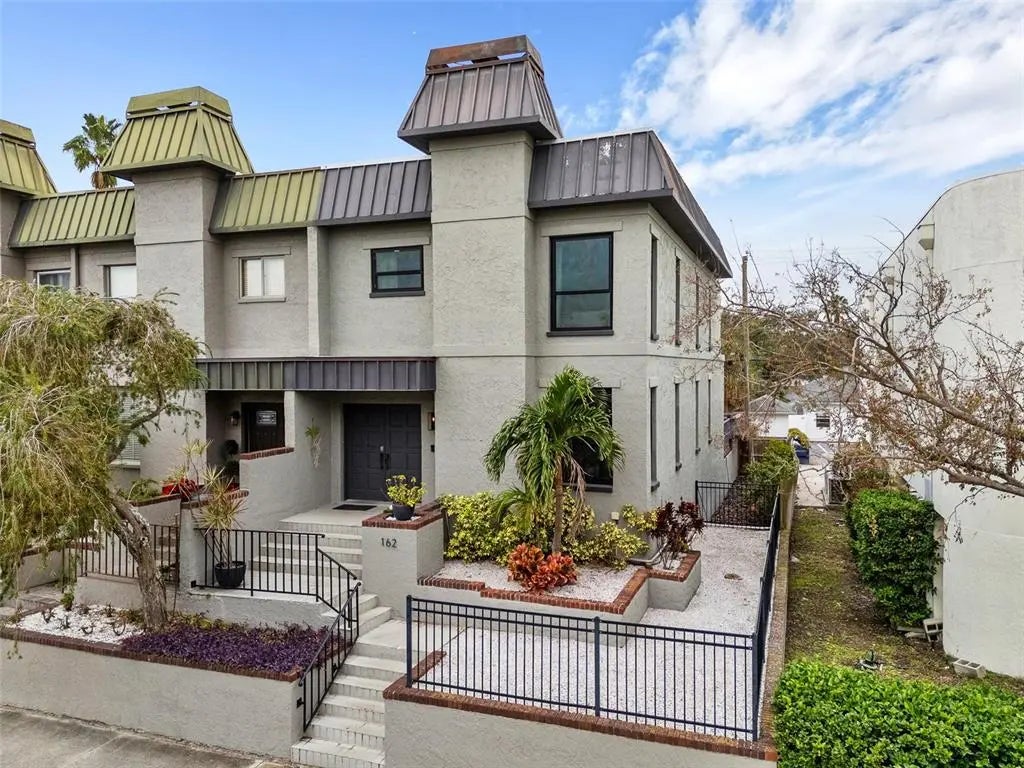 162 E Davis Boulevard, TAMPA