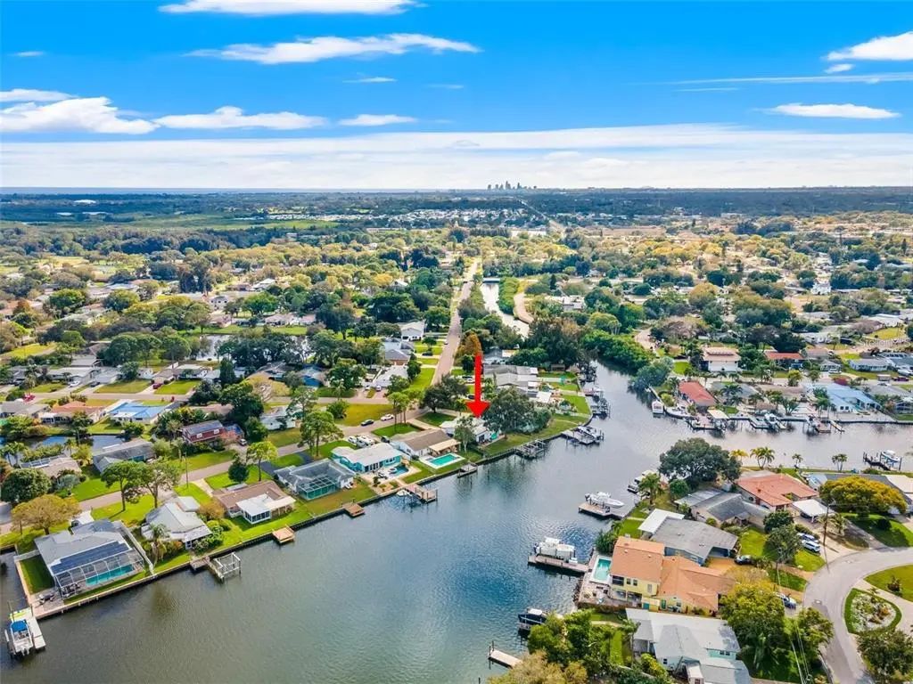 209 Tallahassee Drive Ne, ST. PETERSBURG