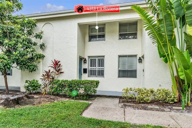 4313 La Riviera Court, TAMPA